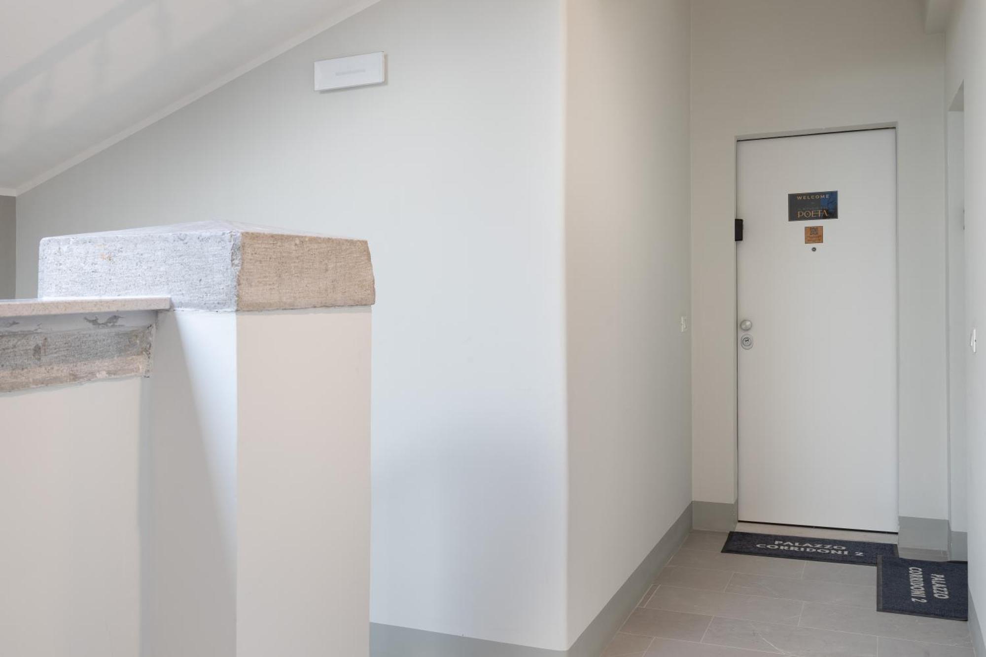 Blake, Attico Centrale Con Parcheggio A Trieste Ngoại thất bức ảnh