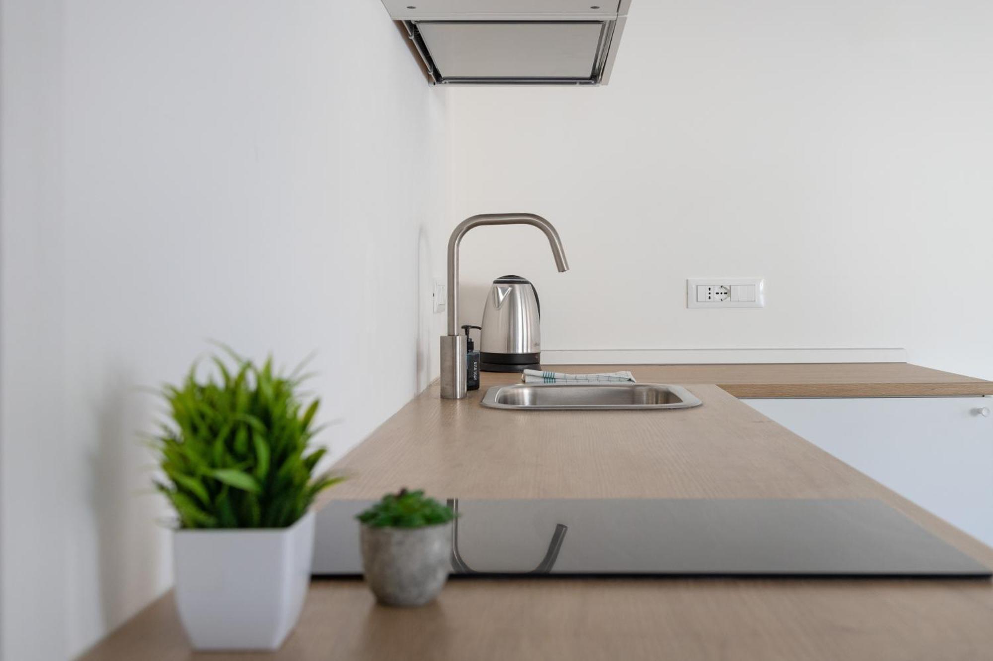 Blake, Attico Centrale Con Parcheggio A Trieste Ngoại thất bức ảnh